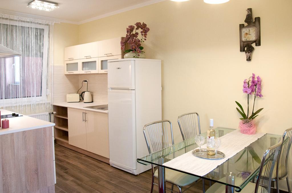 Ametiszt Apartman ヘーヴィーズ エクステリア 写真