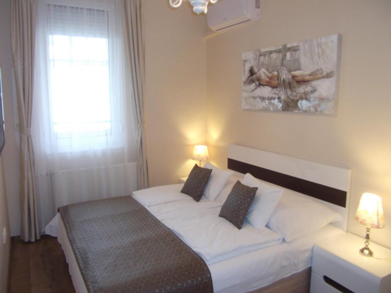 Ametiszt Apartman ヘーヴィーズ エクステリア 写真